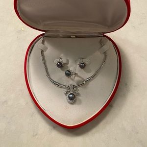 Natural black pearl jewelry set